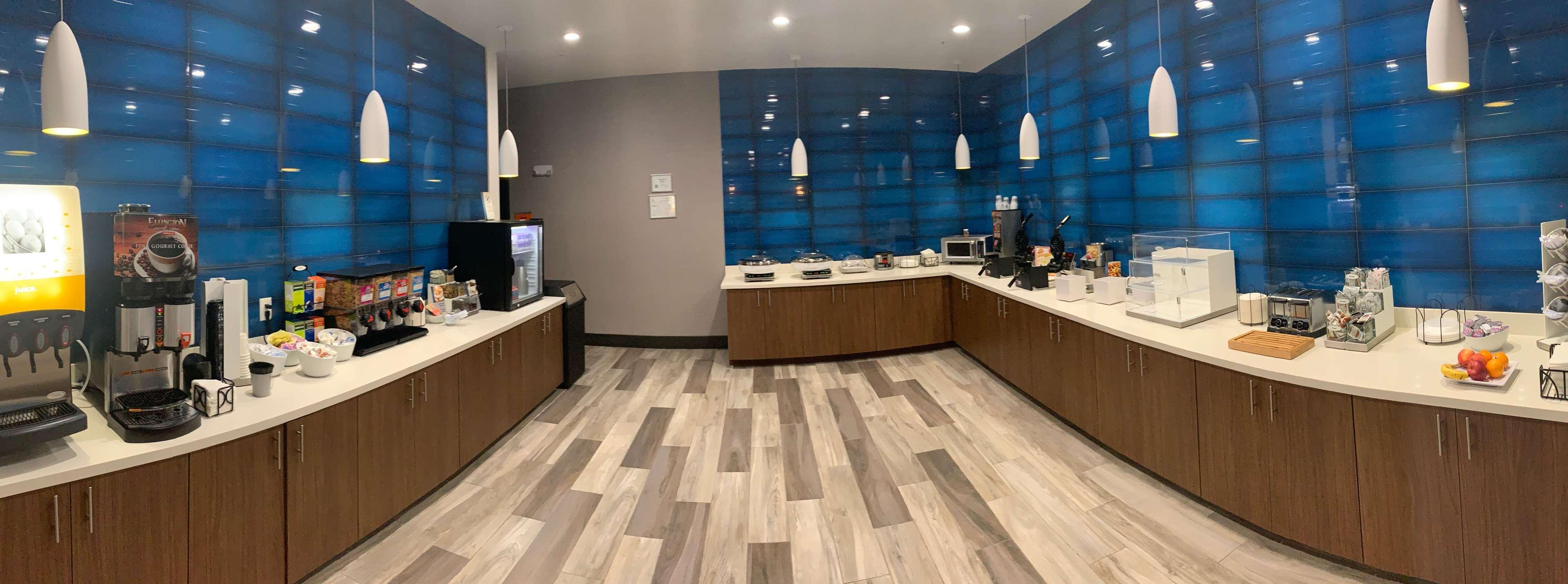 Best Western Plus Coweta'S 1St Hotel Εξωτερικό φωτογραφία