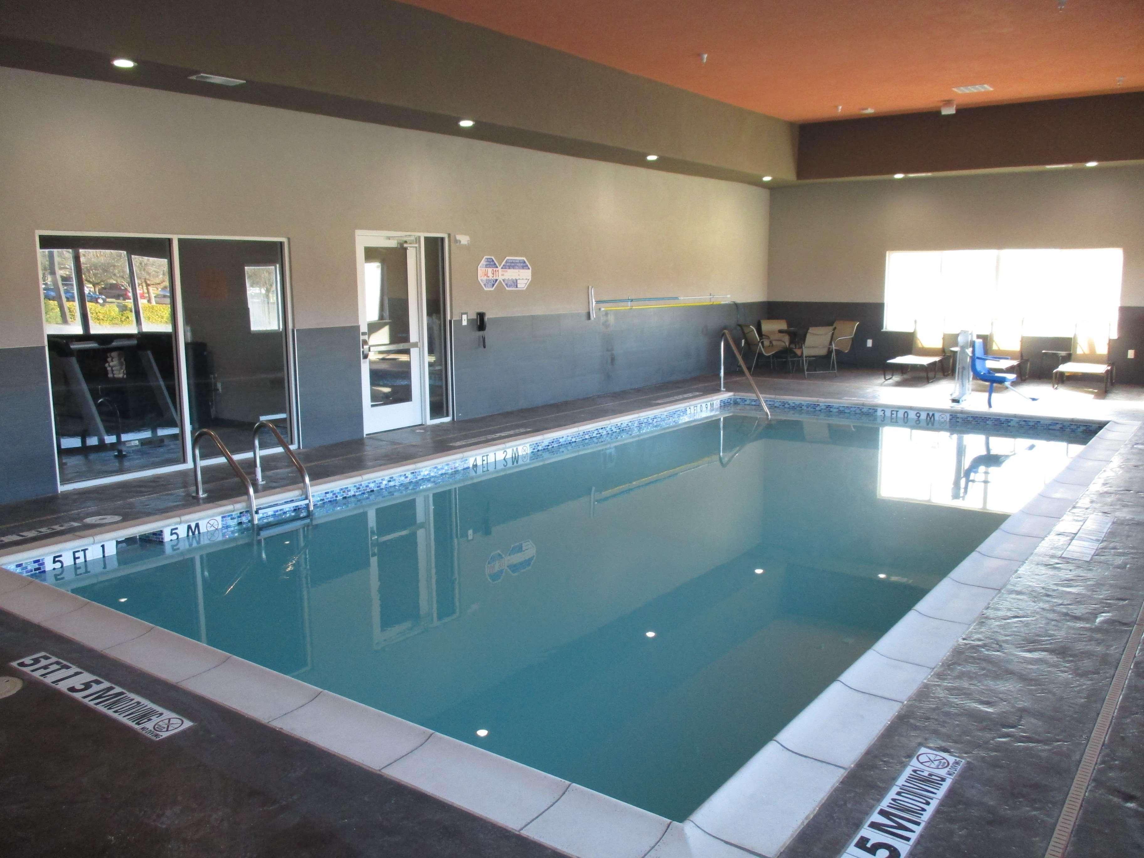 Best Western Plus Coweta'S 1St Hotel Εξωτερικό φωτογραφία